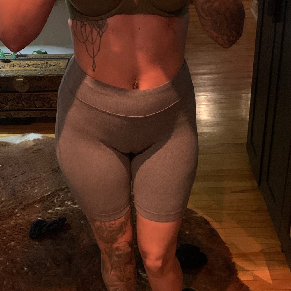 Athletic Works Gray Seamless High-Waist Athletic Shorts